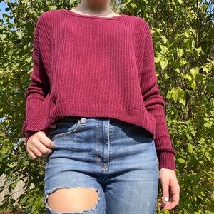 maroon sweater